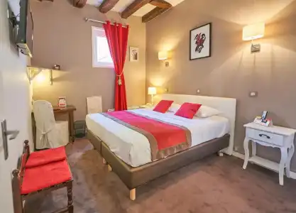 Logis Hôtel du Théâtre - 38