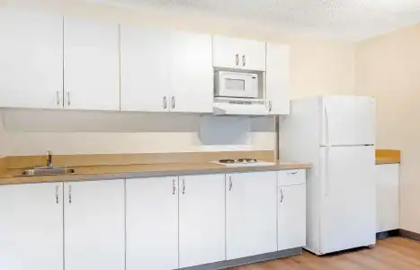 Extended Stay America Suites Carlsbad Village by the Sea - 37