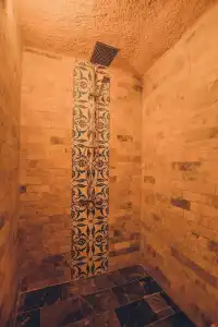 Pinhan Cave Suites - 82