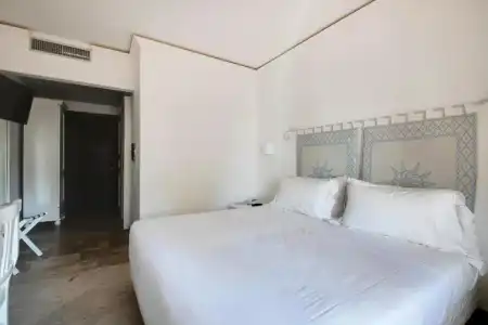 Phi Sighientu - 36