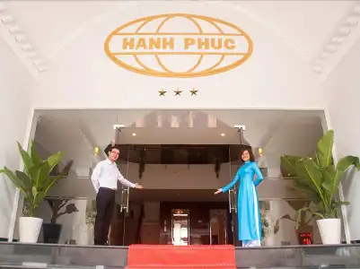 Hanh Phuc - 19