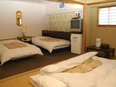 Los Inn Kochi - 4