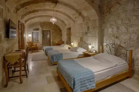 Hera Cave Suites - 59