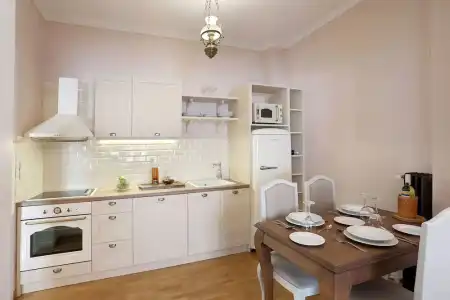 V1935 Luxurious Apartments - 57