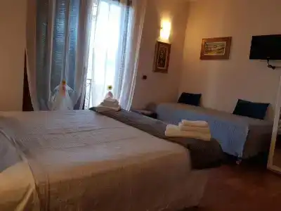 Aurelia Garden Gold Bed & Breakfast - 21