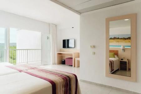 Bluesea Coral Beach - 73