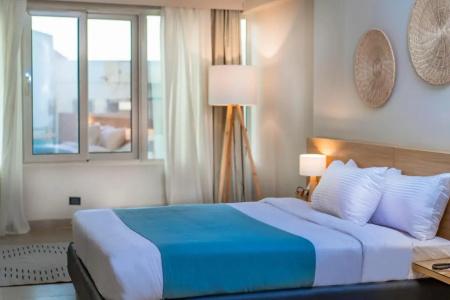 Redcon Suites - 374