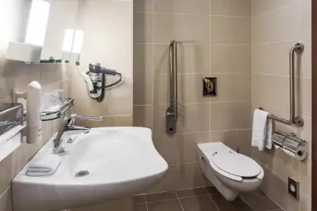 Holiday Inn Kyiv by IHG - 34