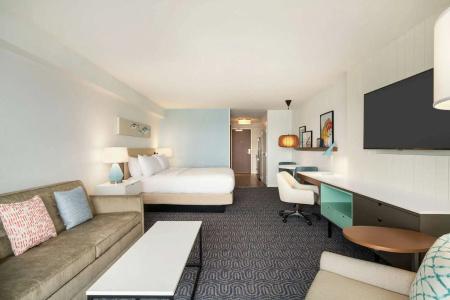 DoubleTree by Hilton Ocean City Oceanfront - 71