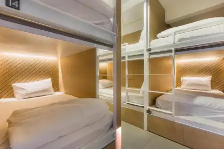 Snoozz - Hostel - 46