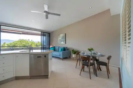 Saltwater Luxury Apartments - 18