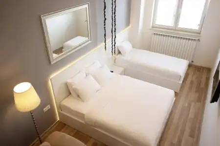 Maxela Rooms & Suites - 18