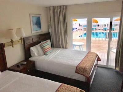 Ocean Surf Resort - 80