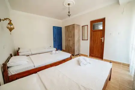 Eucalyptus Pension - 12