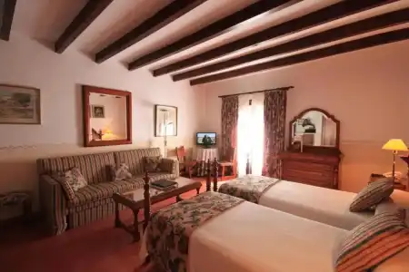 Petit Restaurante Ses Rotges - Adults Only - 87