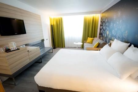 Novotel Chartres - 98