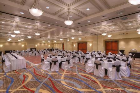 DoubleTree by Hilton Phoenix North - 17