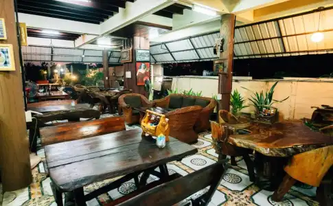 Noble Night Guesthouse Kanchanaburi - 12