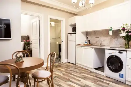 Meroddi Pera Flats - 62