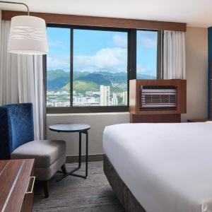 Holiday Inn Express WAIKIKI by IHG - 46