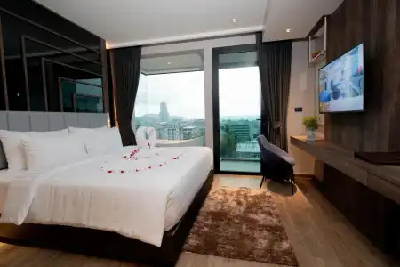 Rak Elegant Patong - 6