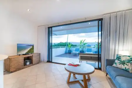 Saltwater Luxury Apartments - 101
