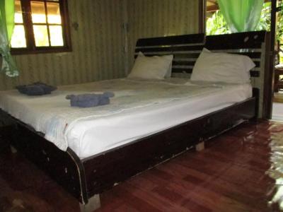 Khao Sok Island Resort and Spa - 60