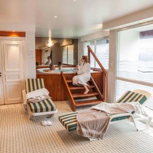 Le Beau Rivage - 15
