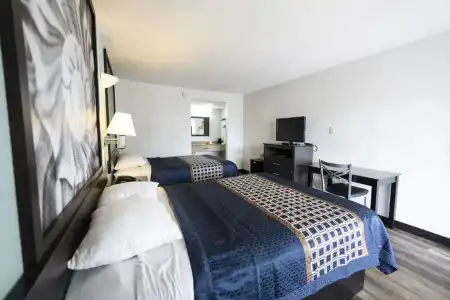 Ocean Breeze Inn - 6