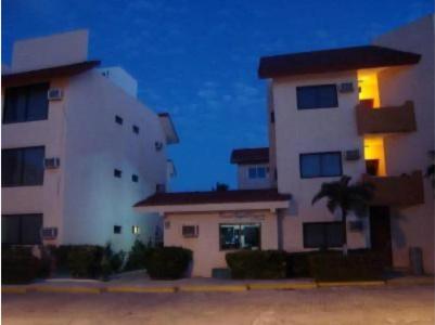 Grand Royal Lagoon - 12