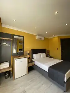 Roy Otel Akçay - 87