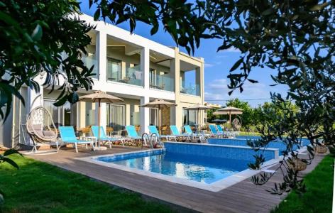 Alonaki Beach - 10