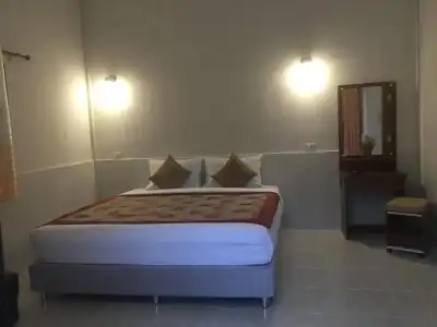 Khao Sok Evergreen House - 2