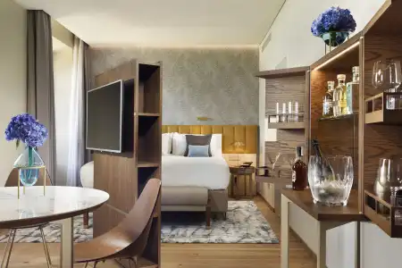 Grand Victoria Concept & Spa, by R Collections - 11