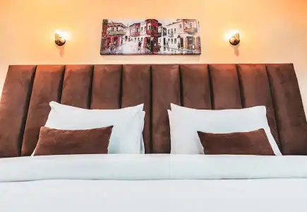Residence Plaza - 82