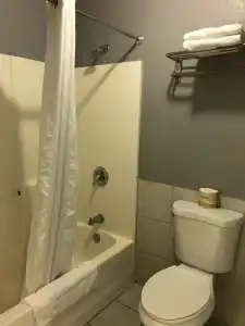 Anaheim Executive Inn & Suites - 9