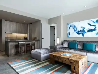 EAST Miami - 1