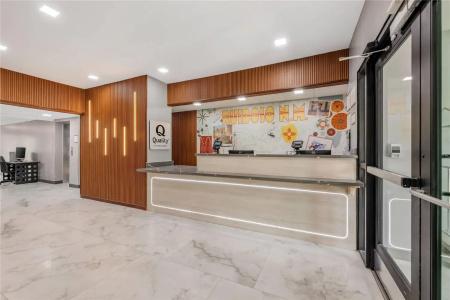 Quality Inn - 9
