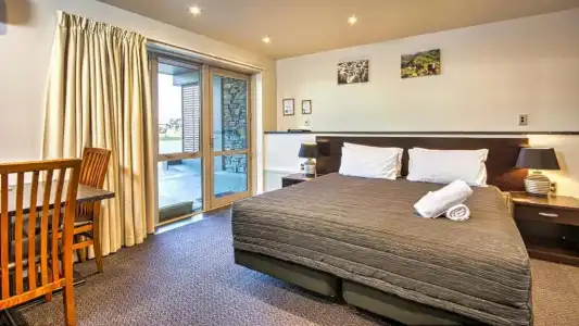 Autoline Queenstown Motel - 137