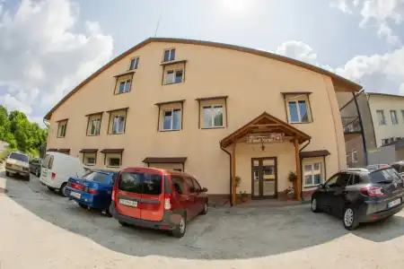 Grand Hostel - 15