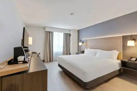 Holiday Inn & Suites Ottawa Kanata by IHG - 81