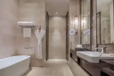 Hilton - 193