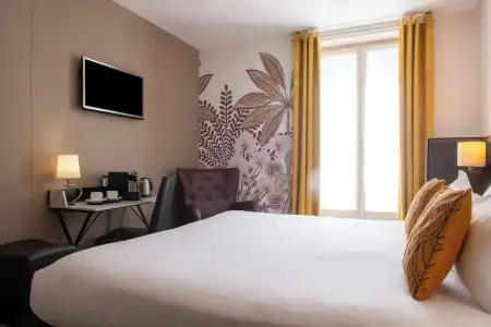 Hôtel Helussi - 72