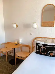 Hôtel Ambassadeurs - 56