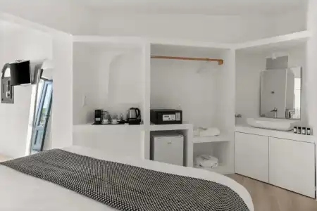 Mill Houses New Elegant Suites by Mr and Mrs White - 42
