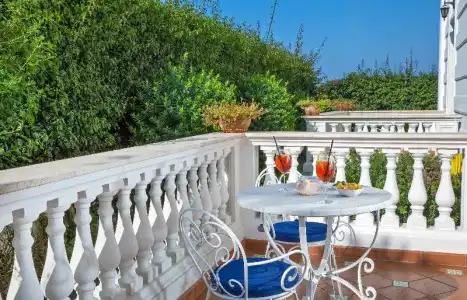 Villa Garden - 67