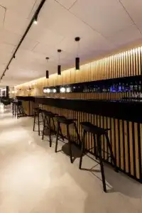 Raval House - 19