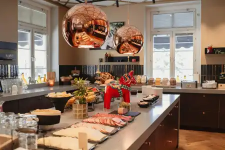 Home Bergmastaren - 12