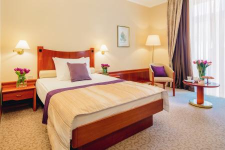 Grand Union Eurostars - 4
