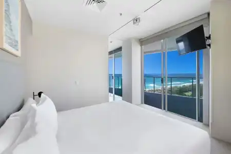 ULTIQA Air On Broadbeach - 100